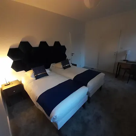 Chateau De Homestay