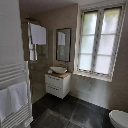 Chateau De Homestay